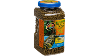Zoo Med Natural Maintenance Formula Aquatic Turtle Food (45 oz)